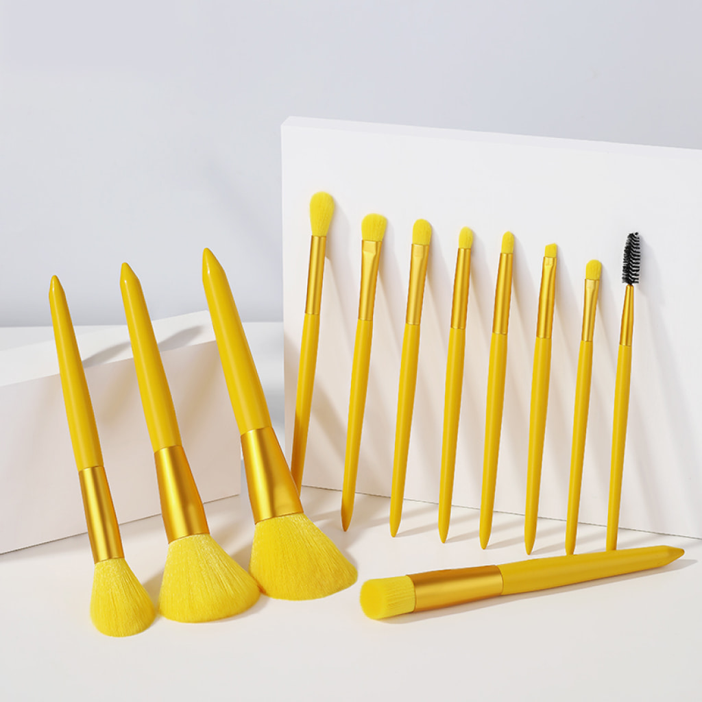 yellow makeup brush set 12pcs