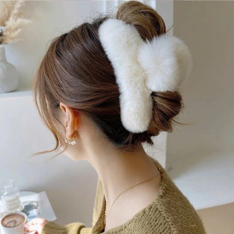 elegant faux fur winter hair claw – plush acrylic hairpin for women