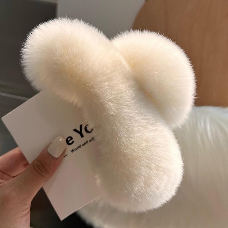 elegant faux fur winter hair claw – plush acrylic hairpin for women
